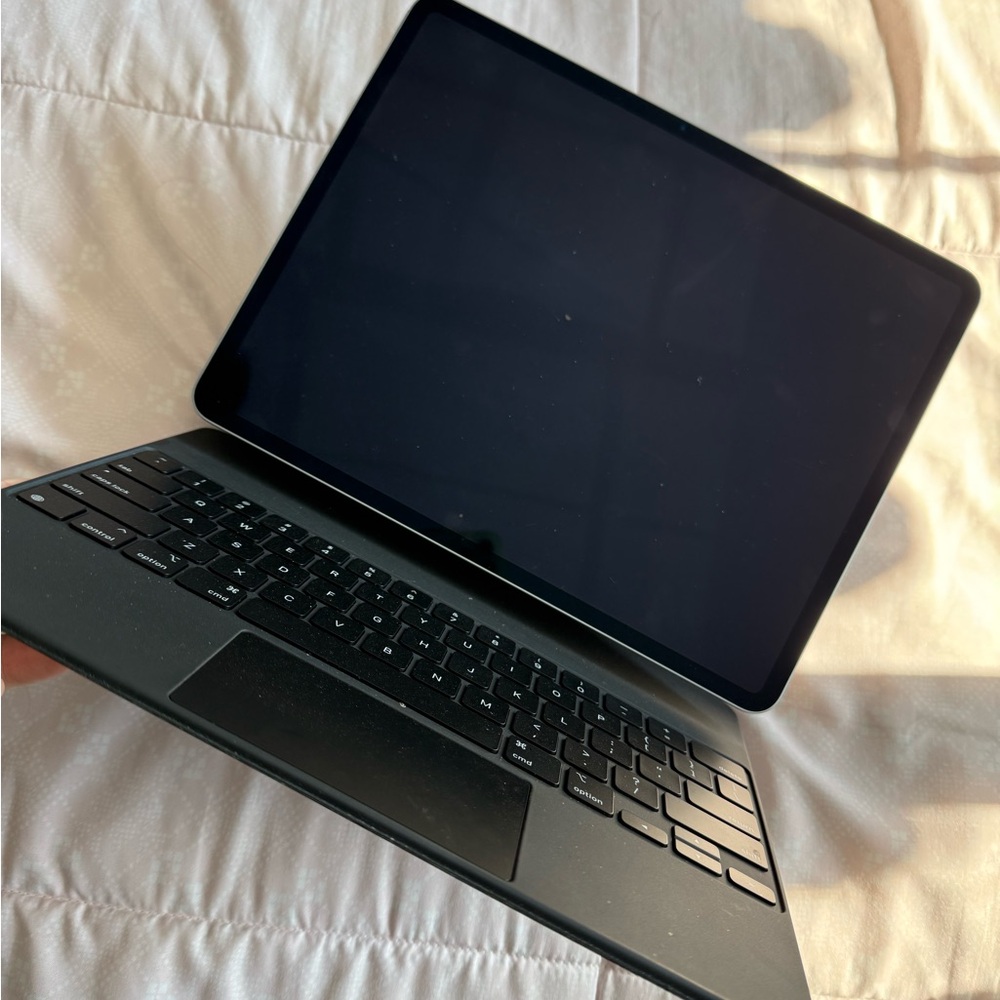 iPad Air 13 in